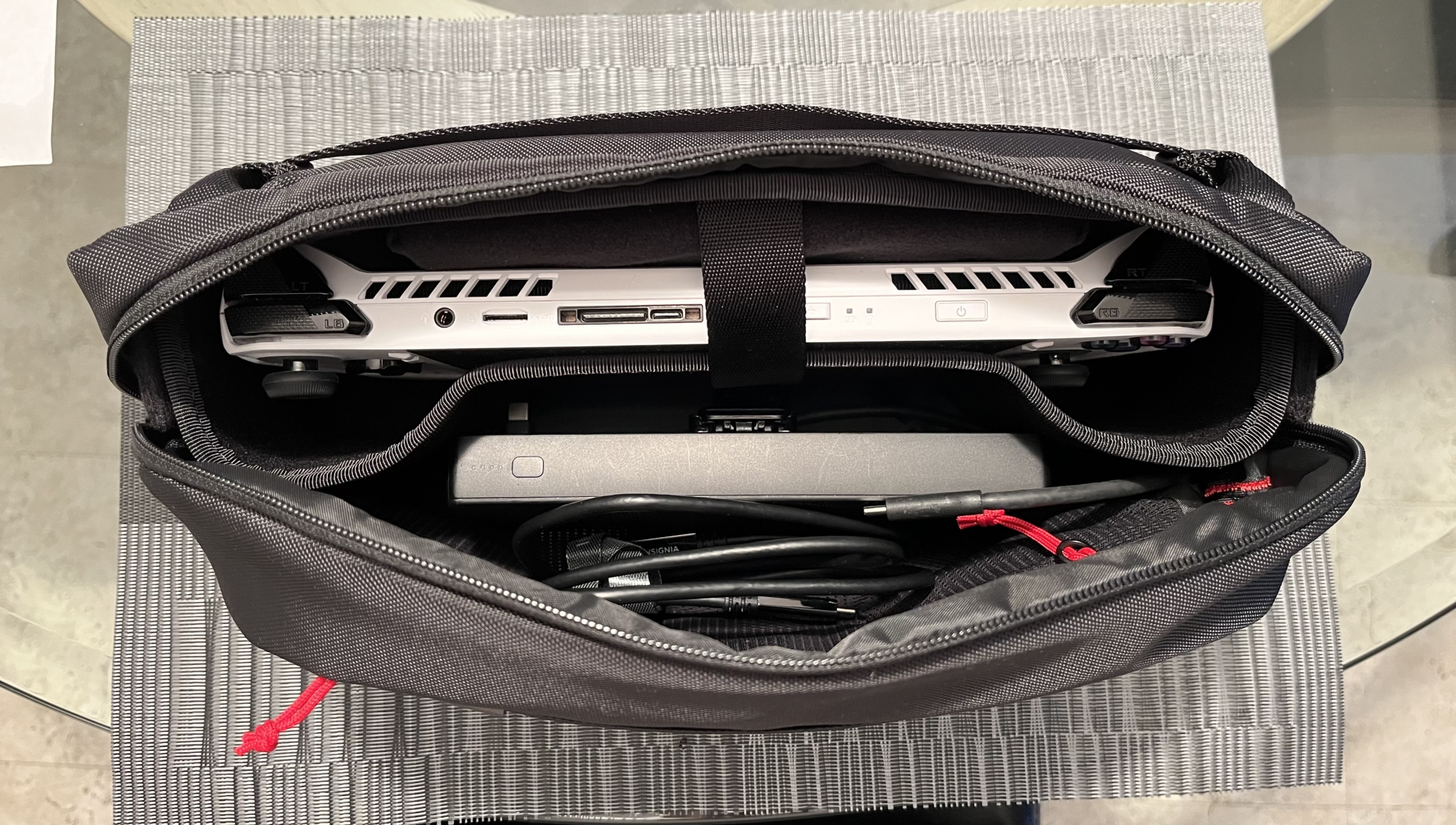 tomtoc Arccos Travel Bag For The ROG Ally 2